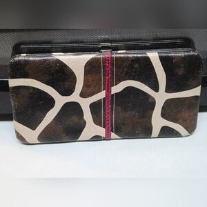 Dark Brown Giraffe Print Hard Case Wallet Hot Pink Interior